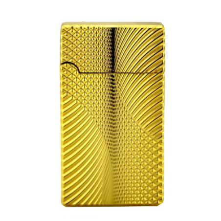 Briquet tempête gravé doré
